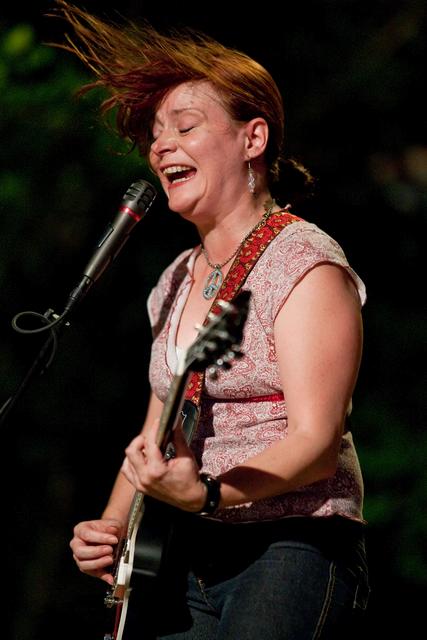 Carolyn Wonderland at Nutty Brown Cafe - June 6, 2008