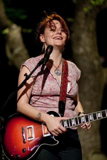 Carolyn Wonderland at Nutty Brown Cafe - June 6, 2008